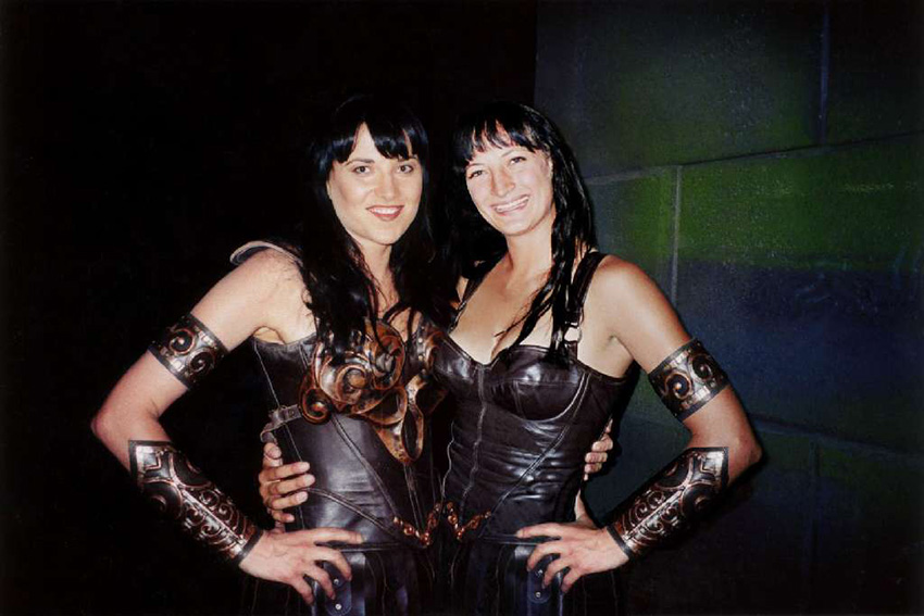 Zoe Bell double Lucy Lawless as Xena